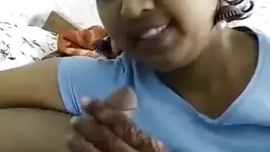 Desi woman is humped by husband who does XXX porn to leak to the web
