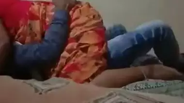 Desi Cheating Wife Dick Riding Mms Video