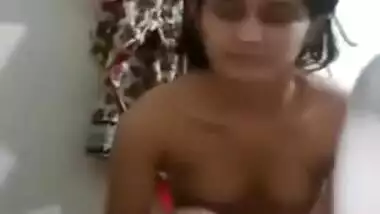 XXX model wants to be popular so she performs own sex show on camera