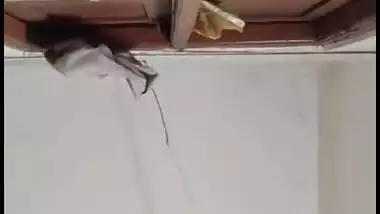 Watchman uncle fucking neighbor big boobs wife pussy