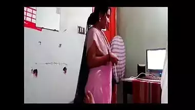 Gujrati slim figure bhabhi with her secret lover mms