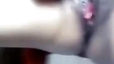 Desi wife geeta devi fingering and take bathroom selfie