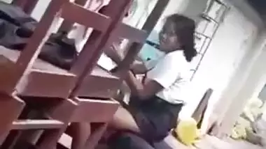 College lovers fucking in backside of the College building