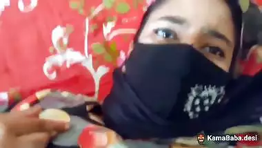 Pervert enjoys Bangla chuda chudi with his horny stepsister