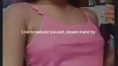 Rina Hot Desi Girl Cleavage Tango Live