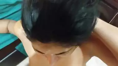 Slow motion cum facial Desi MMS movie