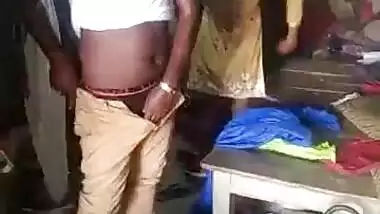 Jija Sali Sex Inside Shop Caught By Customer
