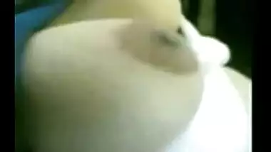 Ramum Tamera Asian Arab MMS – Feeling arab beauty inside car!