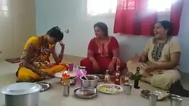 Village Aunties Drinking Wine and See hers Behaviour....