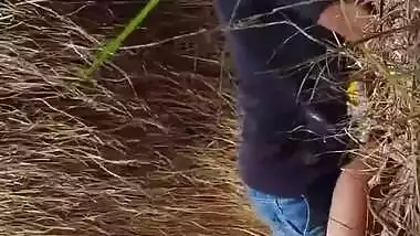 Desi Adult Couple Fucking in Fields Very Good Quality Clip