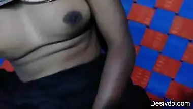 Horny mallu desi indian new couple tight fucking moaning sucking cock head