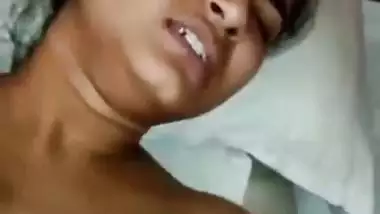 Girl takes her first dick in her tight pussy in xxx MMS