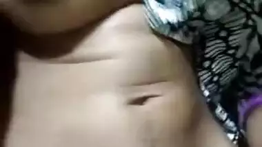 Indian girl willingly exposes round XXX boobies and flashes pussy