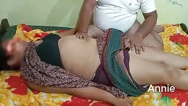 Pat A In Bahar Se Sexi Bhabhi Ko Ke Ghar Me Lakar Chudai