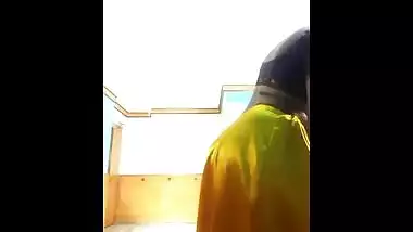 Indian porn tube of Swathi Naidu dress change