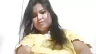 Boudi lifting nighty naked pussy pics and videos